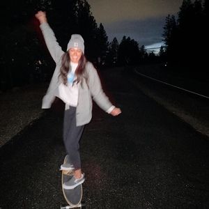 Meet your Posher, Halle